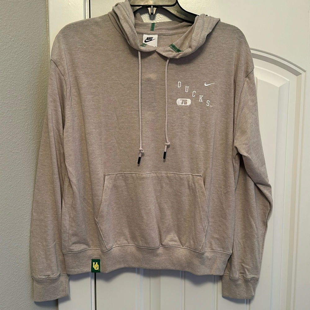 NWT Nike Oregon Ducks Sweatshirt Medium